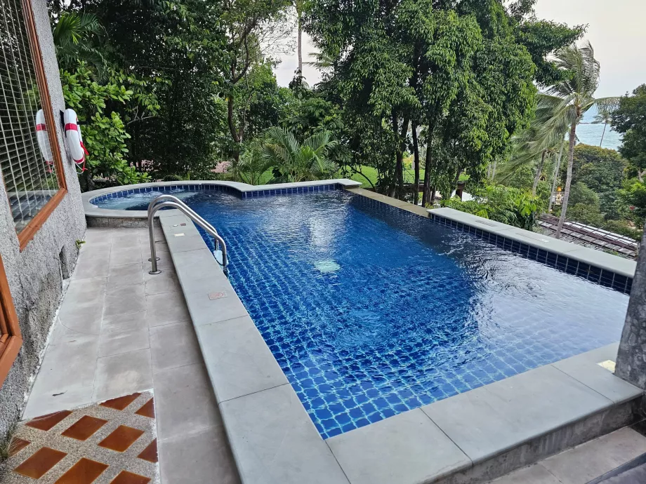 Piscina privada na nossa villa