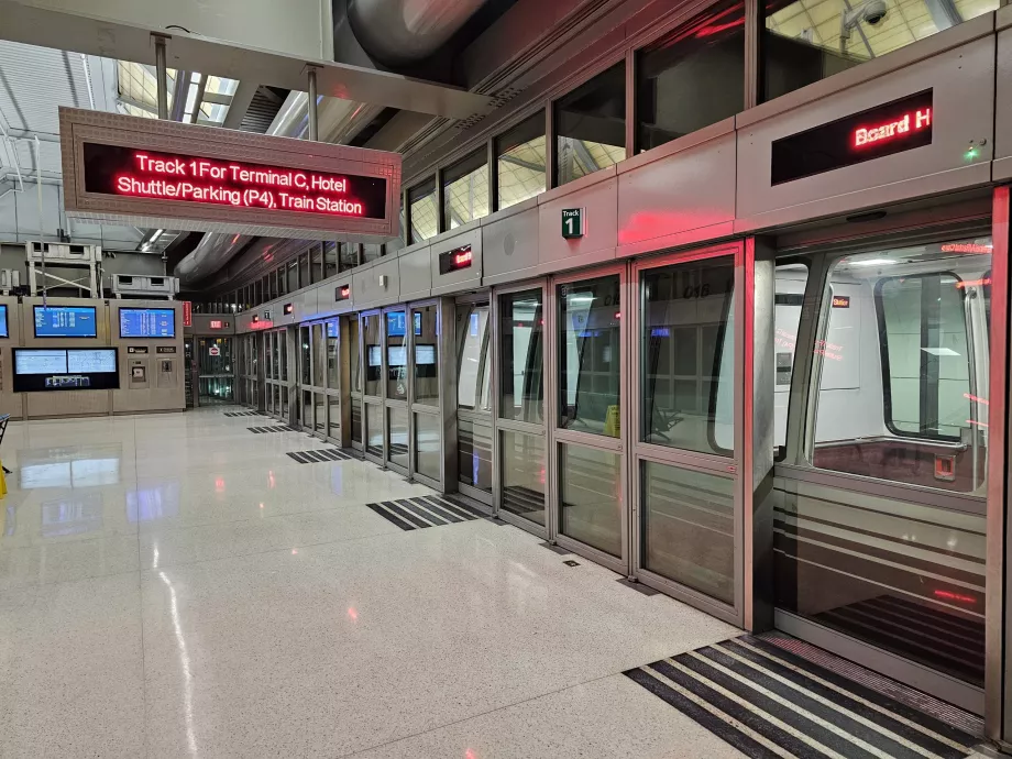 Estações de Airtrain