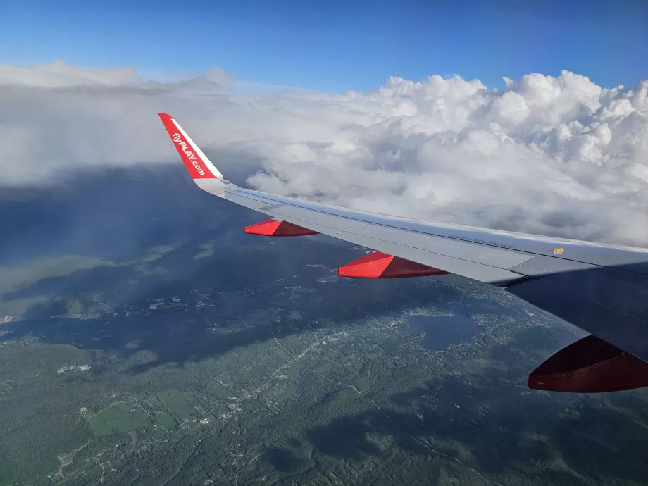 Vista de aproximação do aeroporto SWF