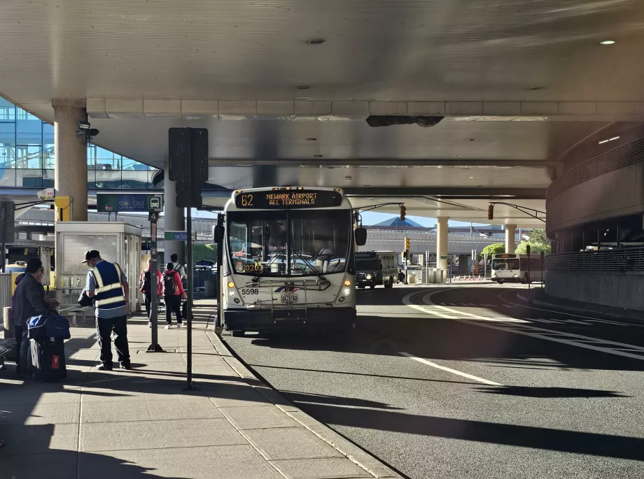 Autocarro 62 direção Newark