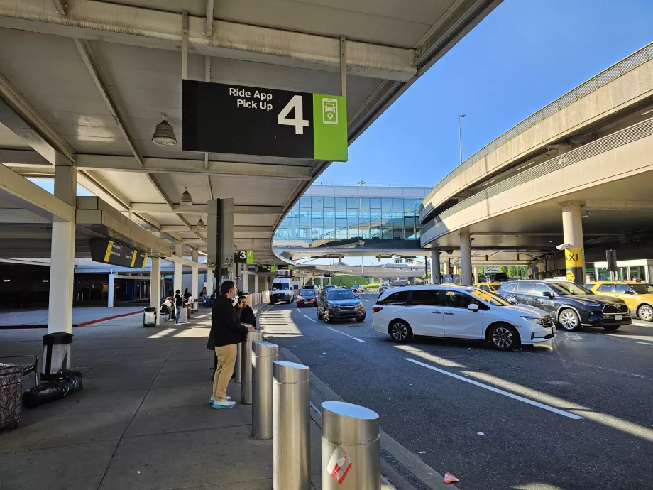 Estações de viagem através de aplicações móveis