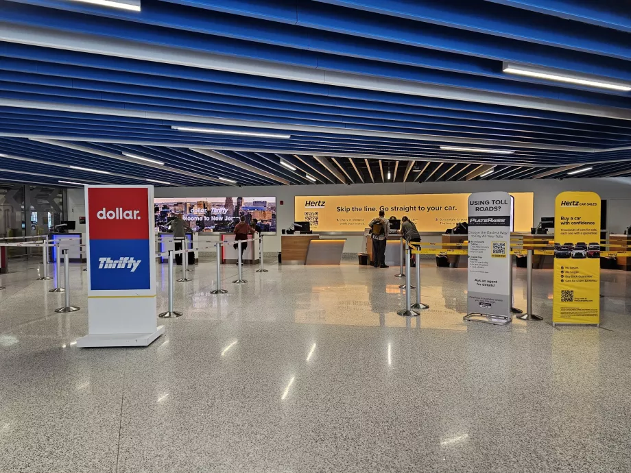 Centro de aluguer de automóveis