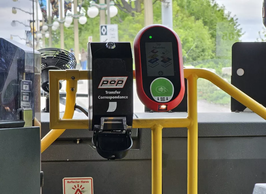Validador de bilhetes no autocarro