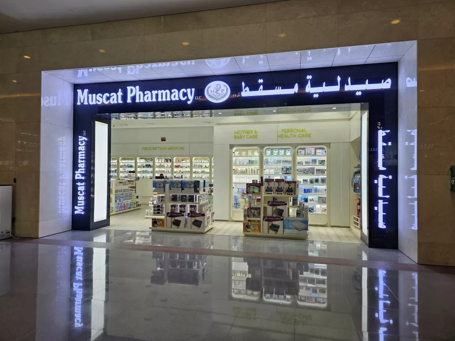 Farmácia, partidas, espaço público