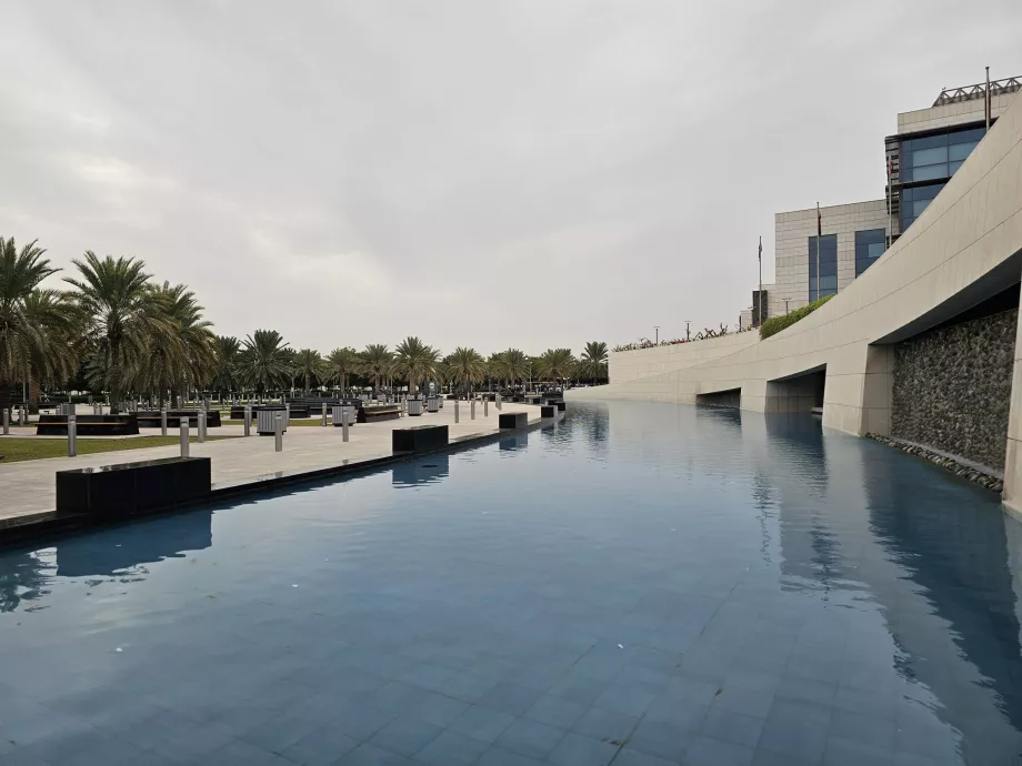 Estacionar em frente ao aeroporto