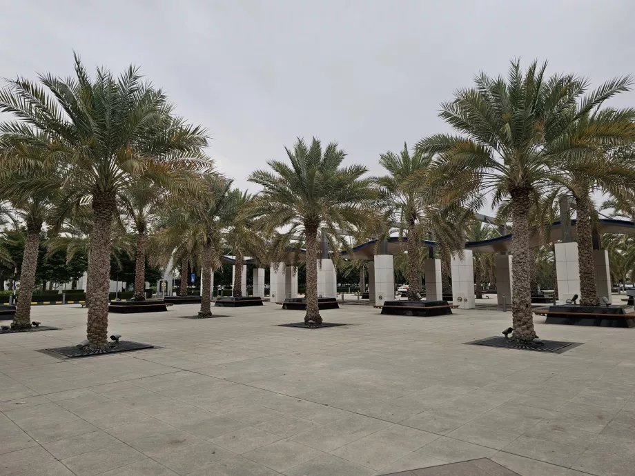 Estacionar em frente ao aeroporto