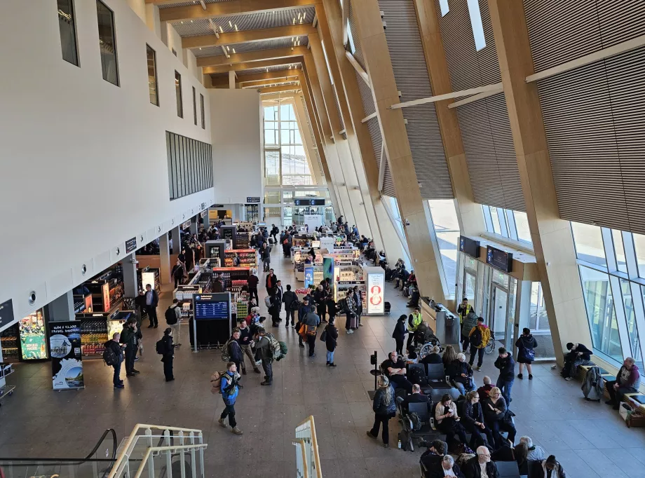 Zona de trânsito do aeroporto de Nuuk