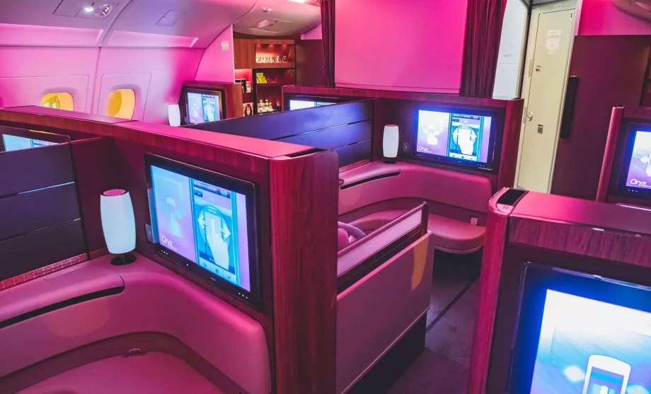 Primeira classe com a Qatar Airways