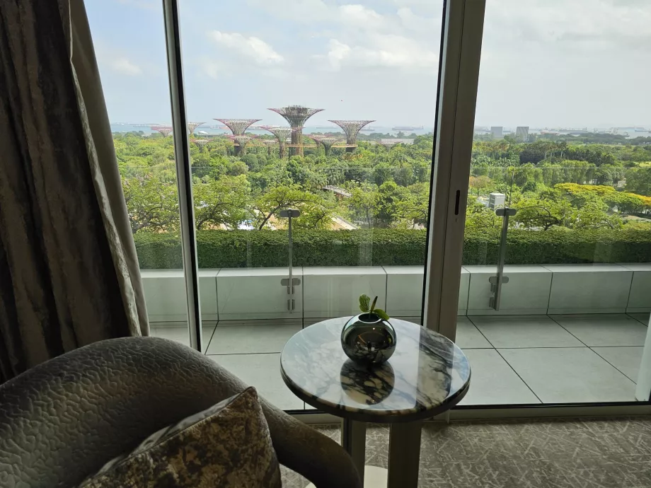 O nosso quarto com varanda e vista