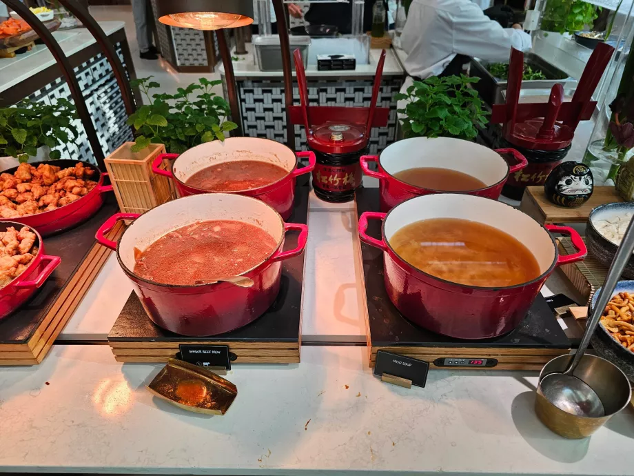 Pequeno-almoço no restaurante Rise