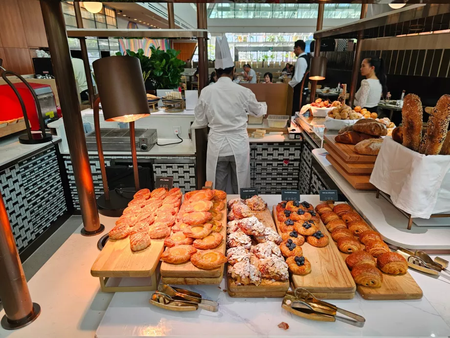 Pequeno-almoço no restaurante Rise