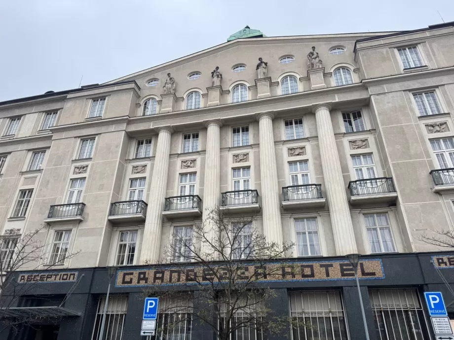 O edifício do hotel