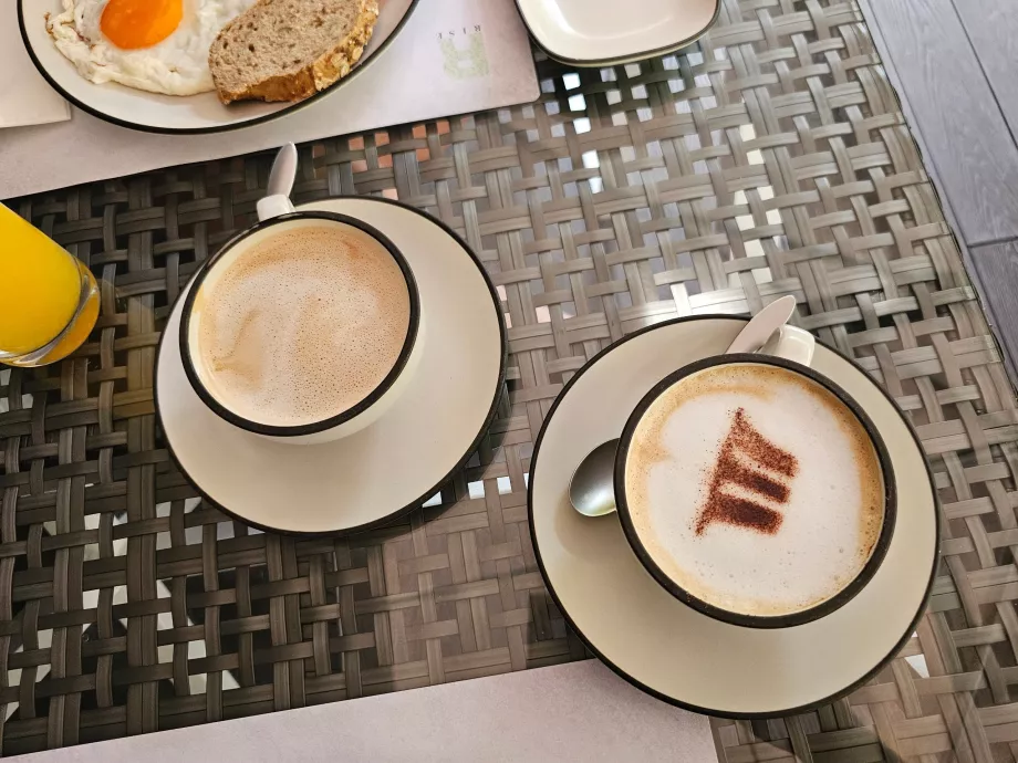 Pequeno-almoço no restaurante Rise