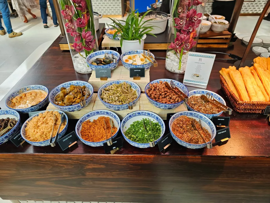 Pequeno-almoço no restaurante Rise