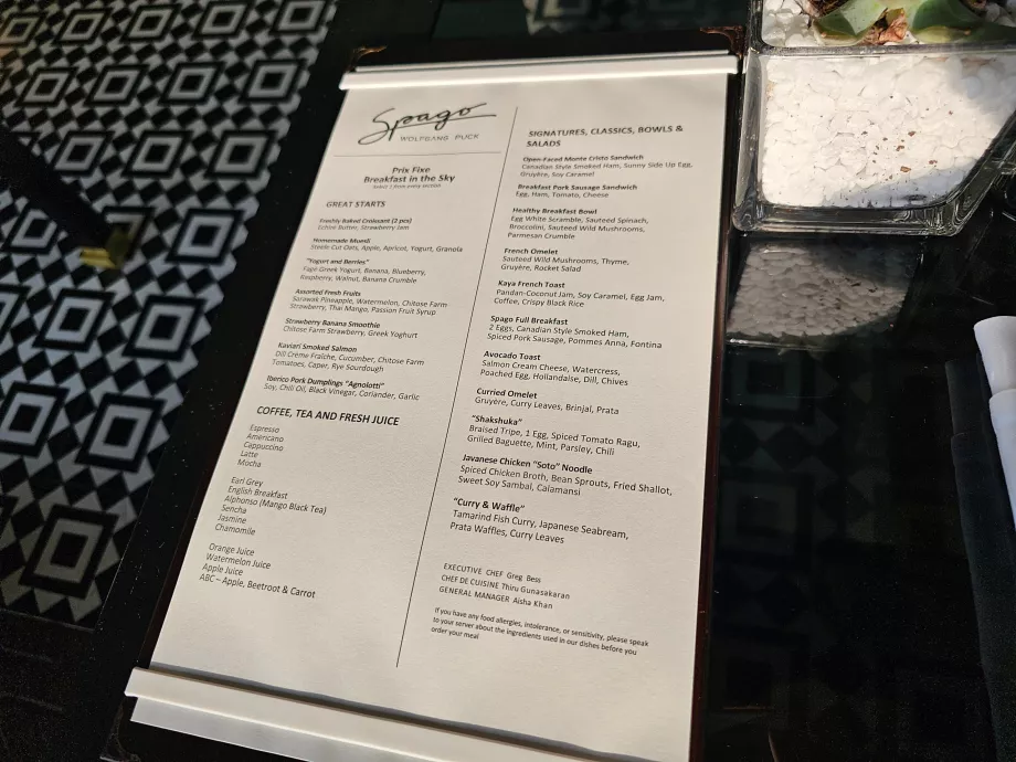 Pequeno-almoço no Spago Bar