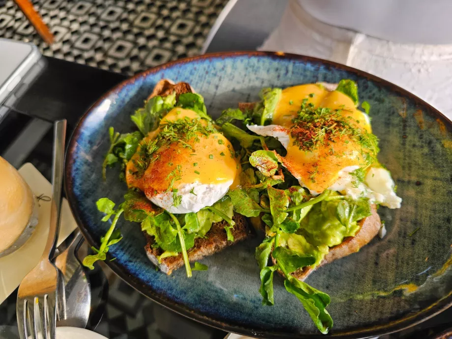 Pequeno-almoço no Spago Bar