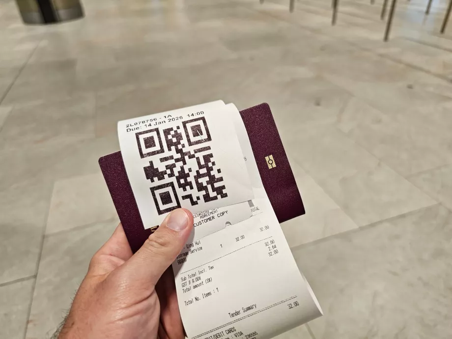 Código QR para recolher as bagagens na sala de bagagens