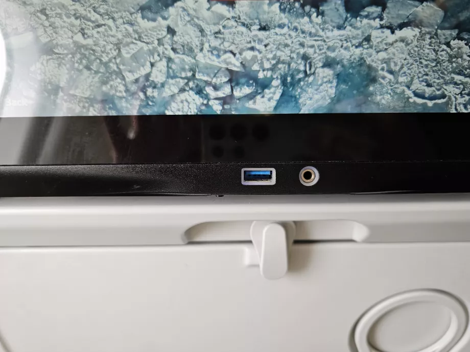 Carregamento através da porta USB