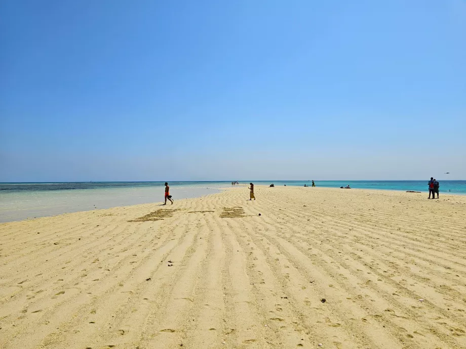 Banco de areia de Nakupenda