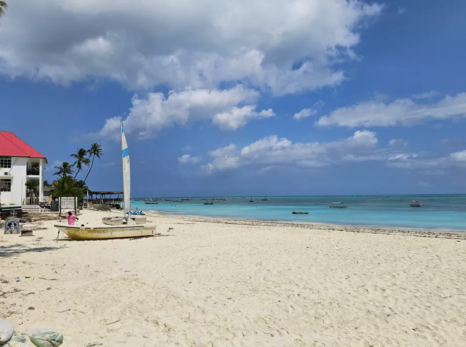 Nungwi, Praia de Maisha