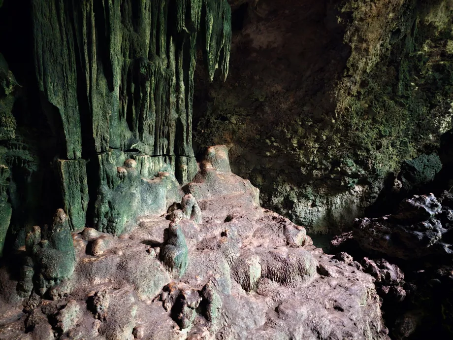 Gruta do Kuza
