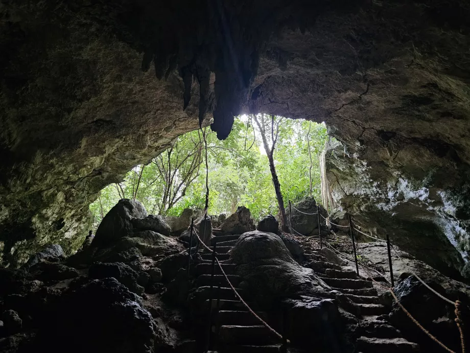 Gruta do Kuza
