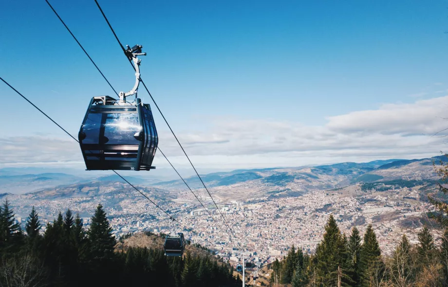 O teleférico para Trebevič
