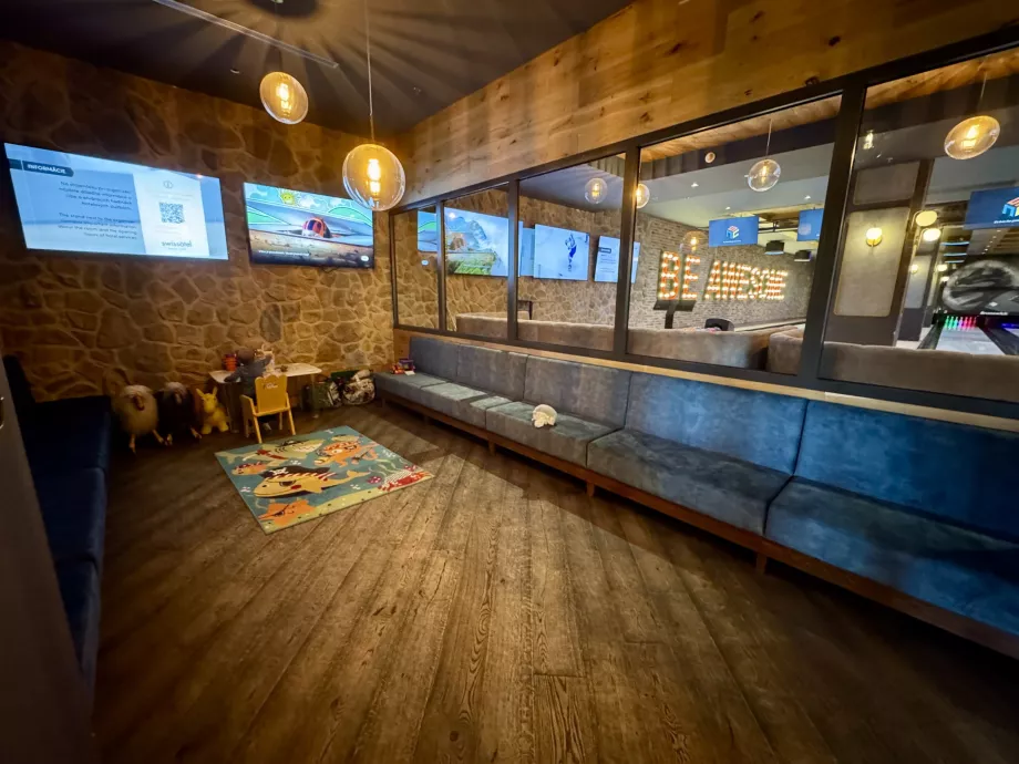 Espaço para crianças no restaurante Snowbeer