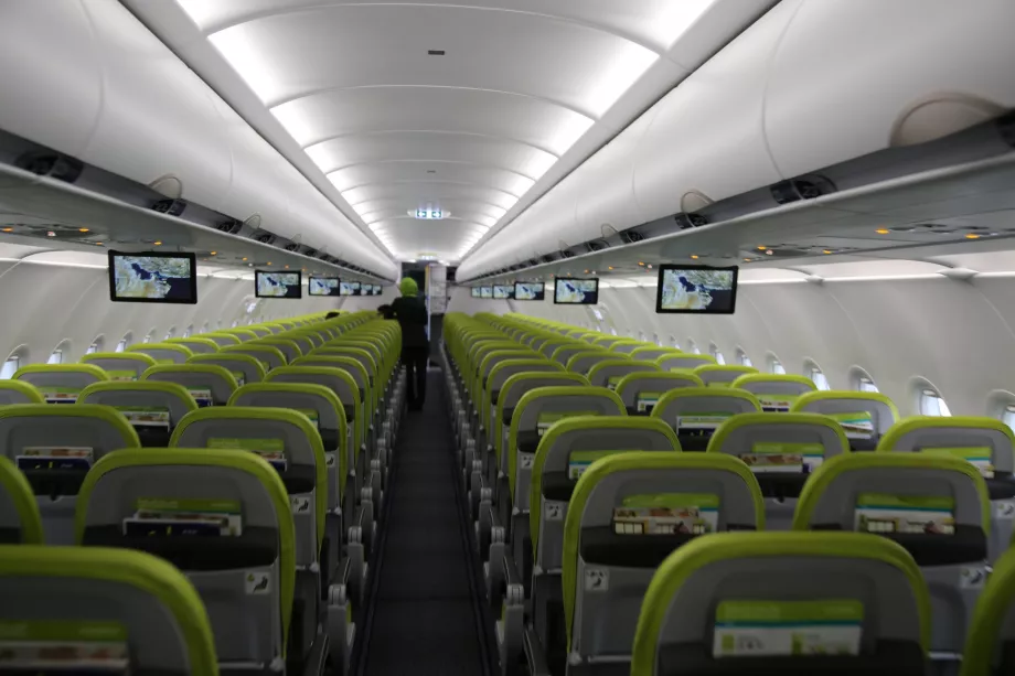 Interior do A320 NEO SalamAir