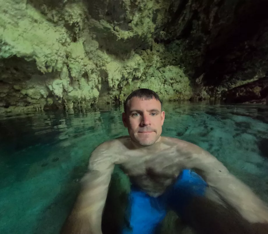 Gruta do Kuza