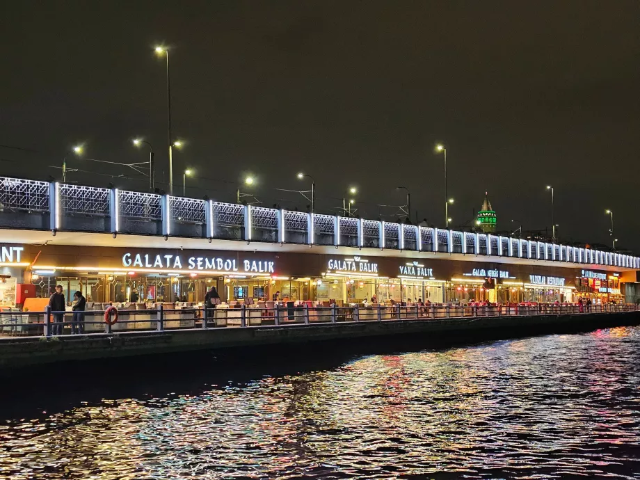 Ponte Galata à noite