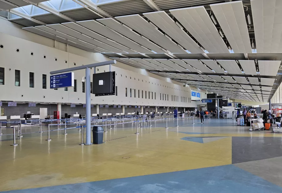 Terminal 3, balcões de check-in