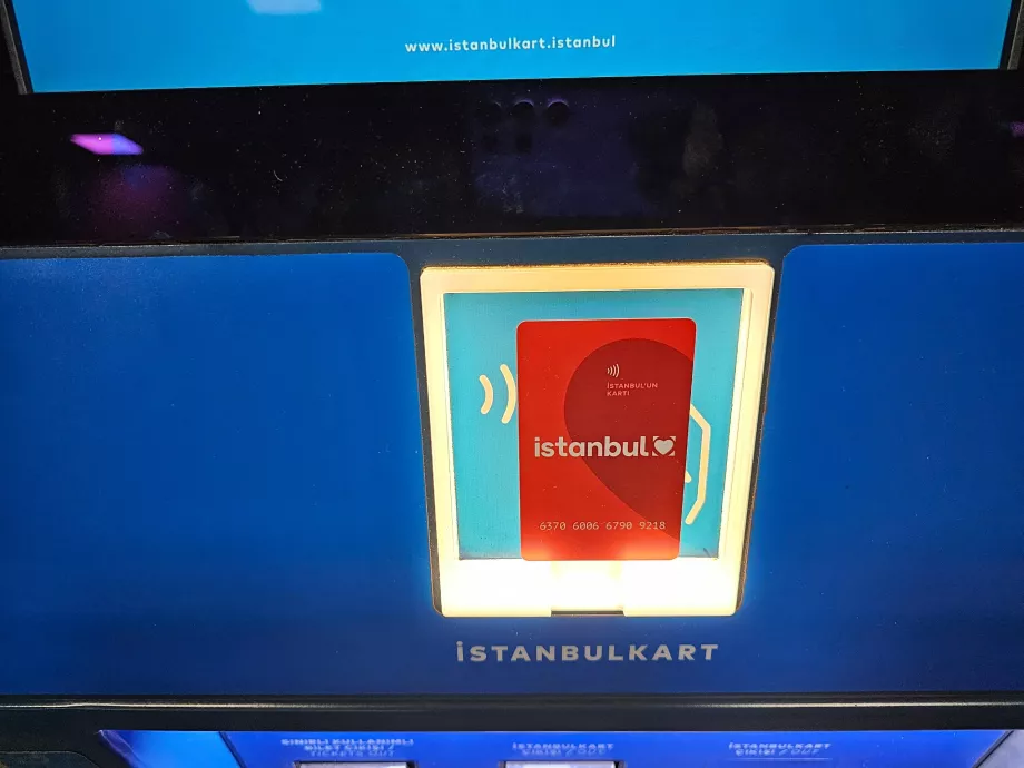 Máquina de recarga IstanbulKart