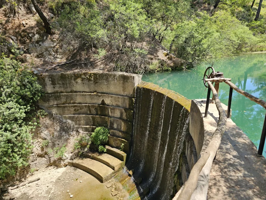 Barragem de Seven Springs
