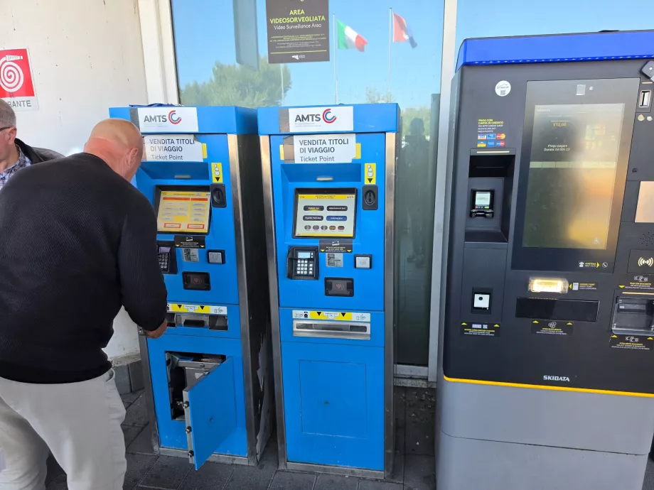Máquinas de venda automática de bilhetes - Alibus
