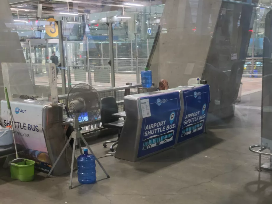 Balcão de check-in no Aeroporto de BKK