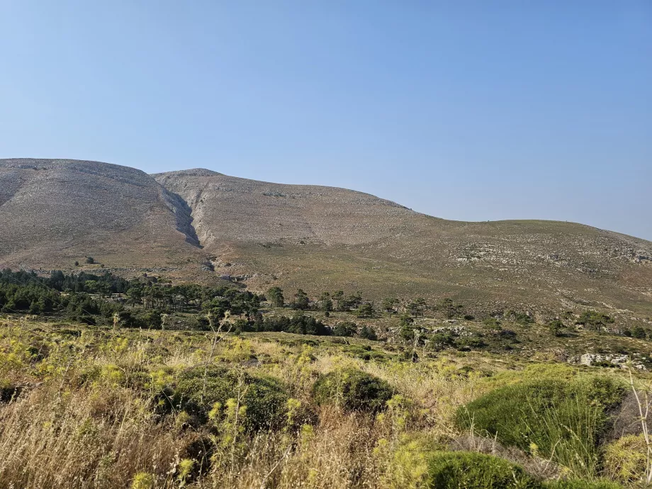 Montanhas de Atavyros