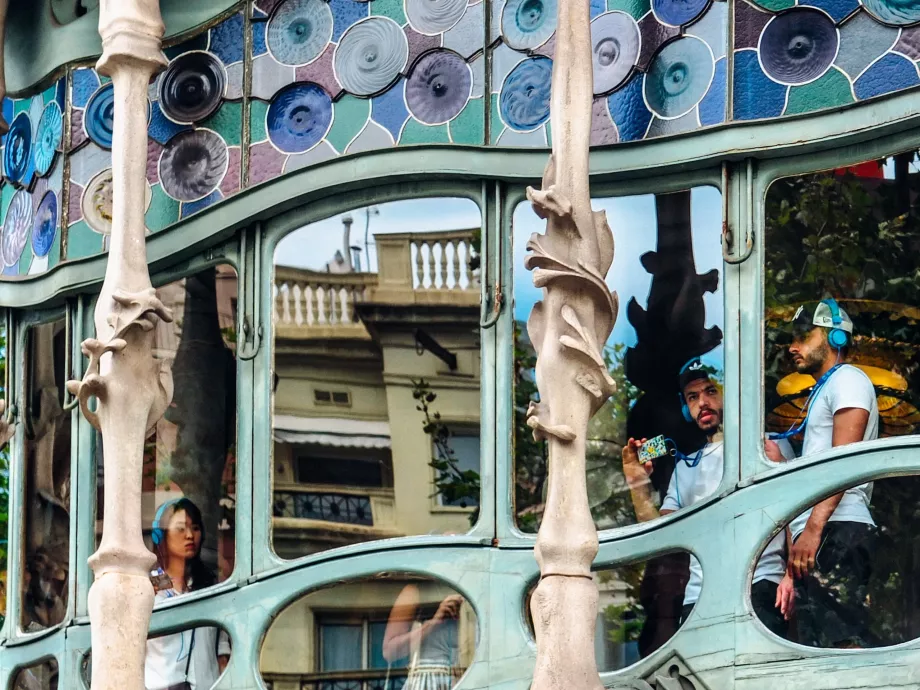 Detalhes das colunas em forma de tíbia