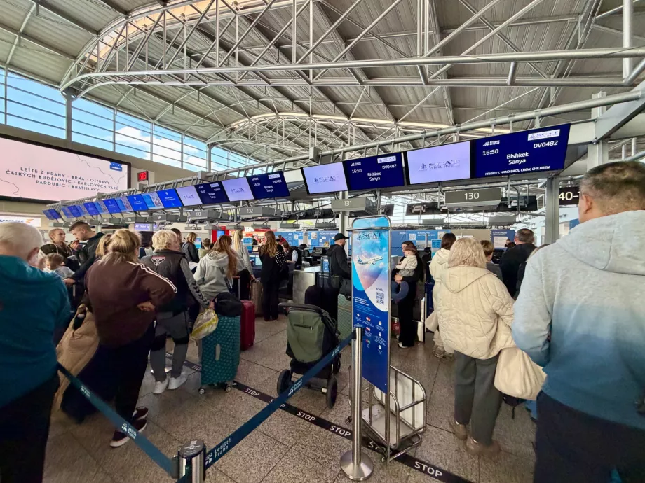 Check-in para o voo PRG-SYX com SCAT