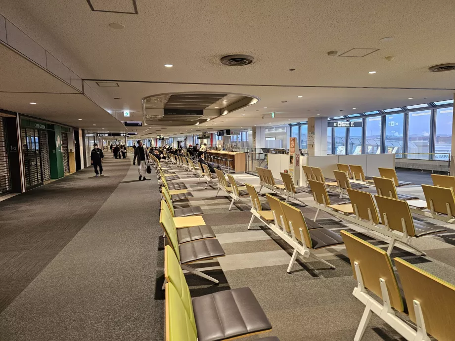 Zona de trânsito na parte nacional