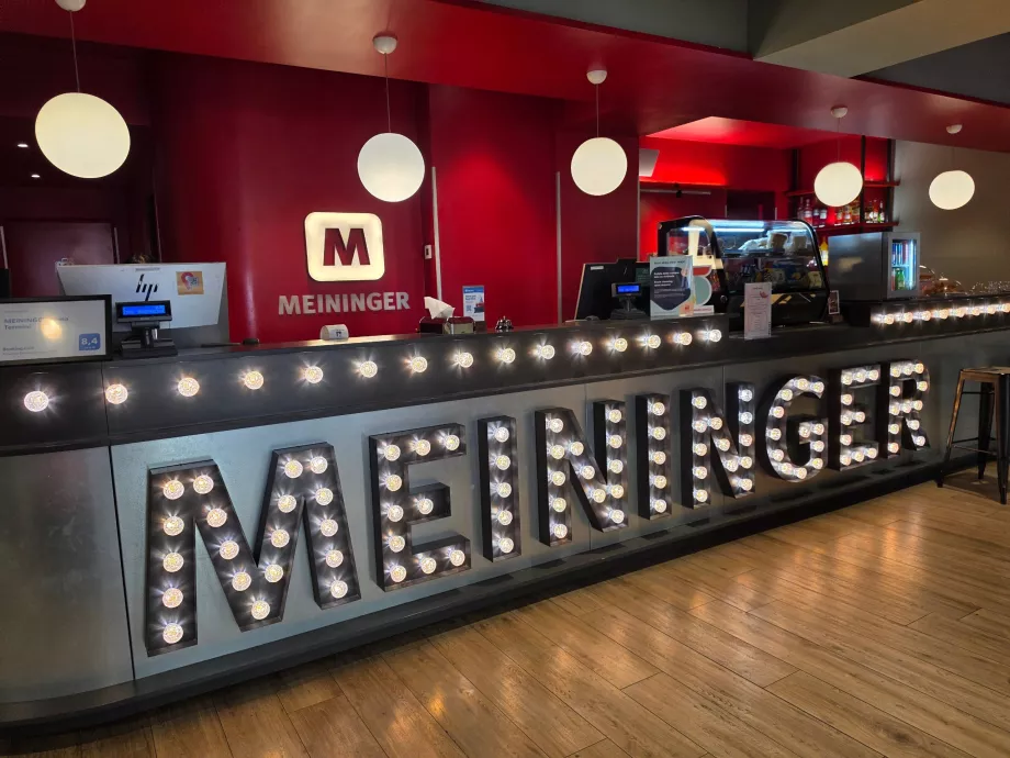 Receção do Hotel Meininger