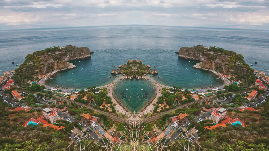 O mar em Taormina