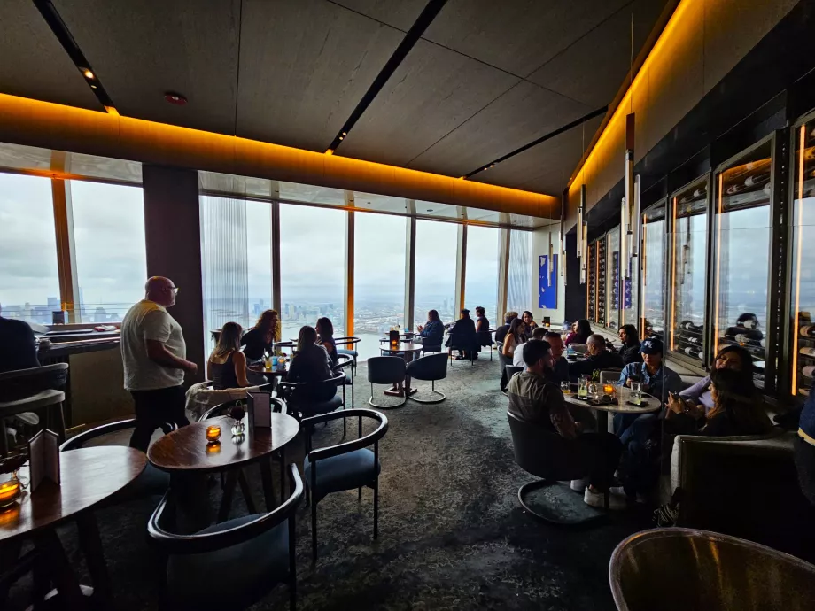 Ambiente de restaurante de pico