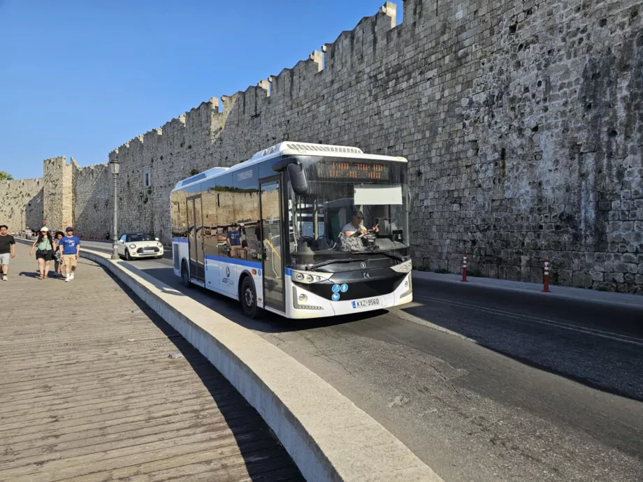 Autocarro urbano