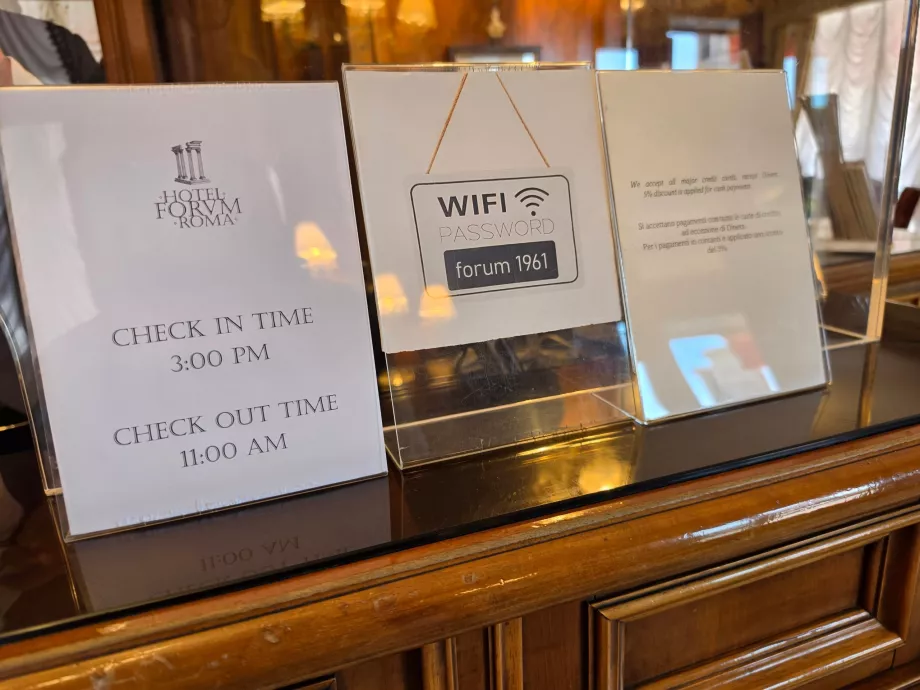 Wi-fi e informações sobre check-in e check-out