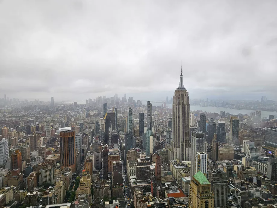 Summit One Vanderbilt, vista do Empire State Building