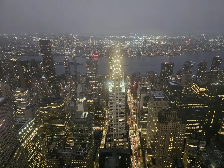 Summit One Vanderbilt, vista nocturna