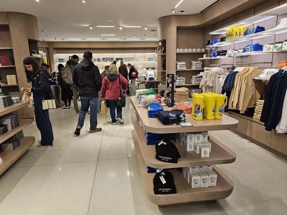 Summit One Vanderbilt, loja de recordações