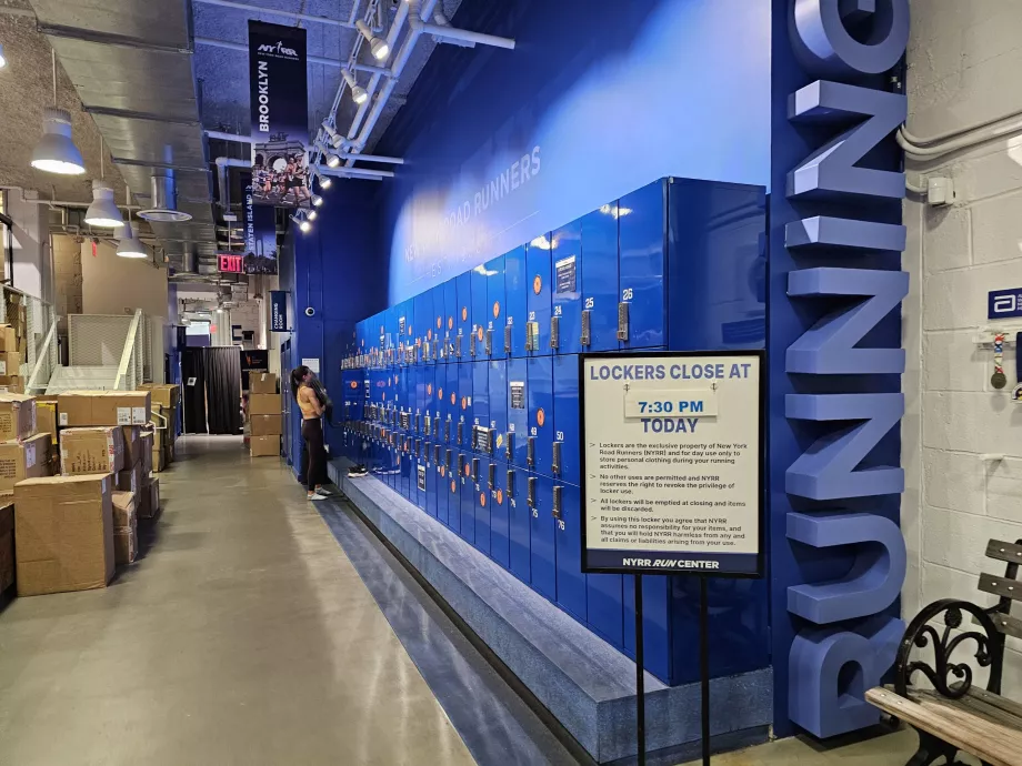 Centro NYRR, depósito de bagagens para os corredores