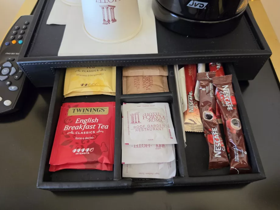 Café e chá instantâneos